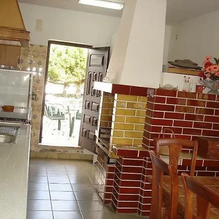 Na Casa Sao Bernardo Daire Alcobaça