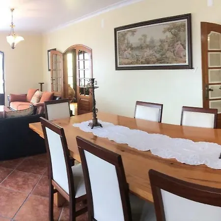 Na Casa Sao Bernardo Daire Alcobaça